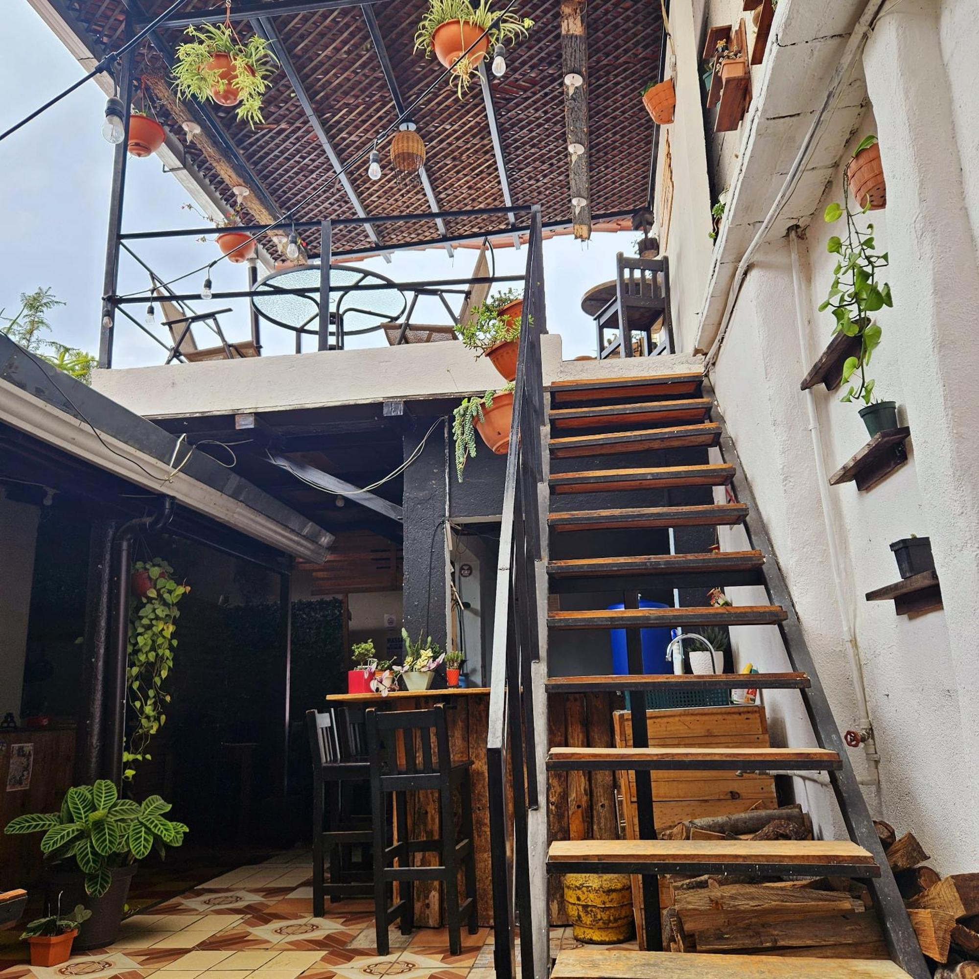 Hotel Cermeno'S House à Antigua Extérieur photo
